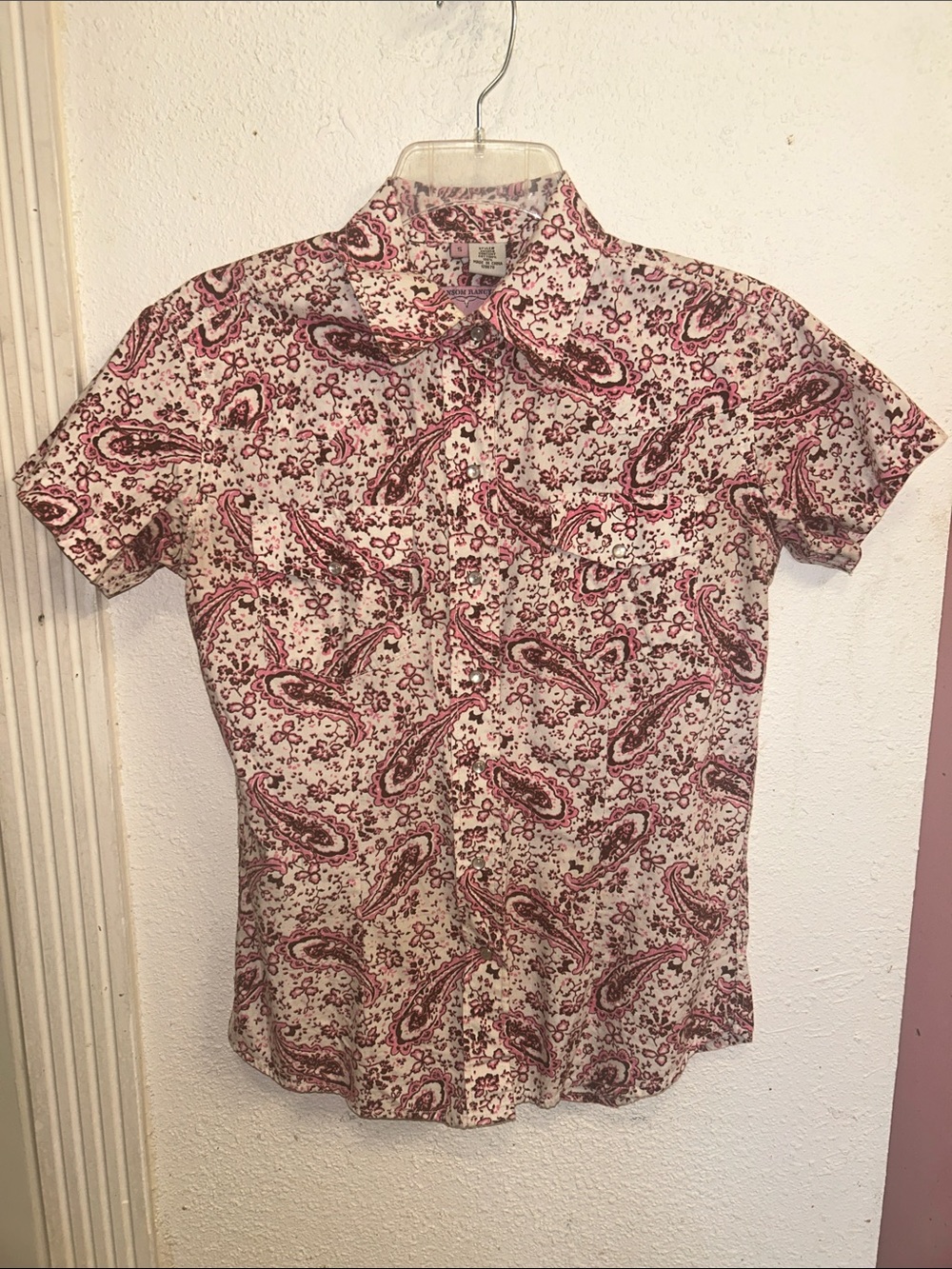 Ransom Short-Sleeve Paisley Button-Down Shirt in Pink and White